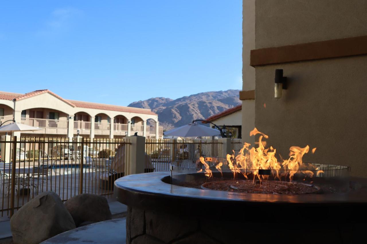 Oasis Inn And Suites 29 Palms Hotel Joshua Tree National Park ทเวนตีไนน์พาล์มส์ ภายนอก รูปภาพ